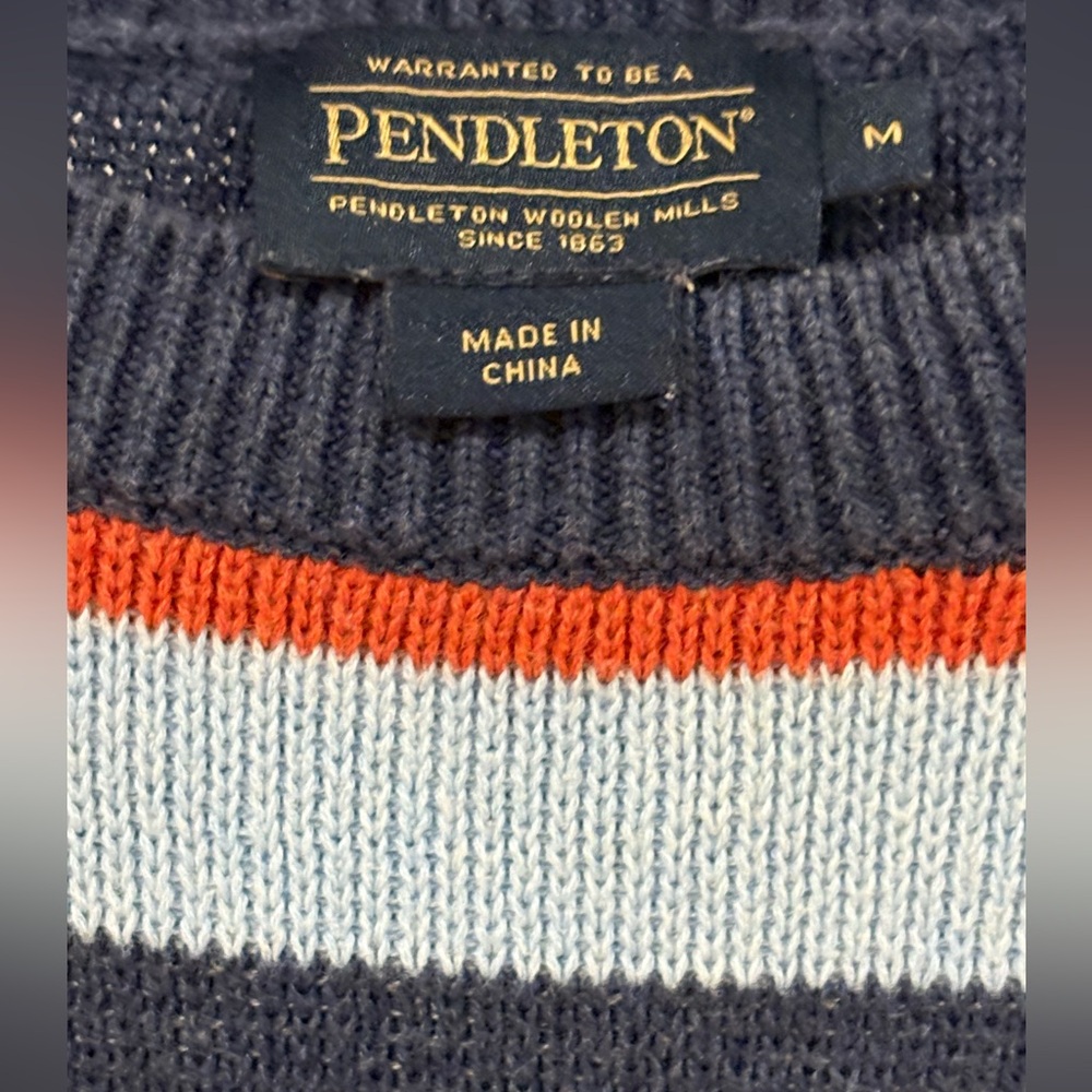 Pendleton Navy and Light Blue Geometric Sweater medium - Picture 3 of 3